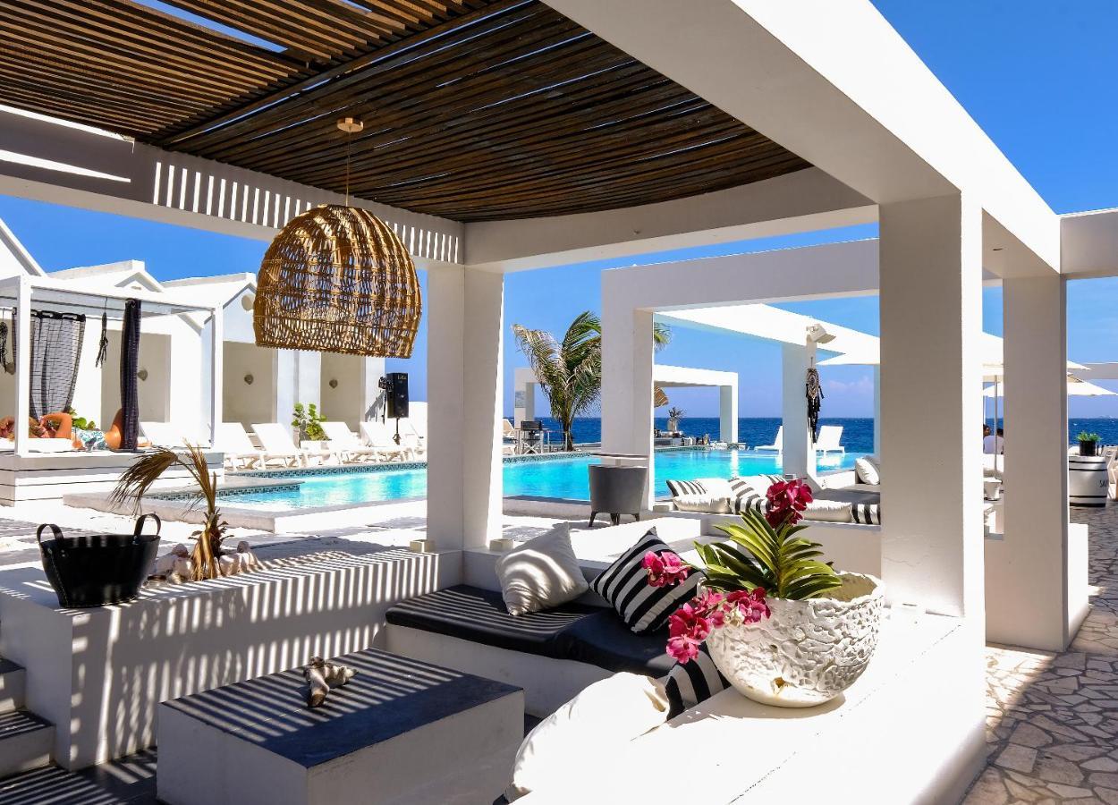 Saint Tropez Boutique Hotel ウィレムスタッド エクステリア 写真