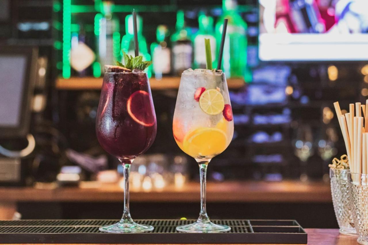 Saint Tropez Boutique Hotel ウィレムスタッド エクステリア 写真