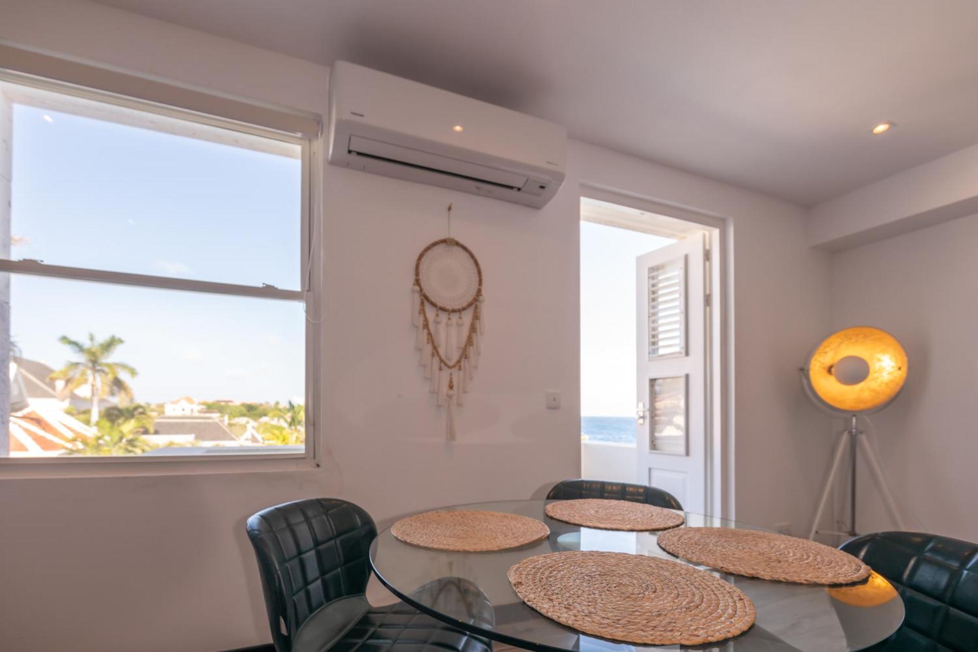 Saint Tropez Boutique Hotel ウィレムスタッド 部屋 写真