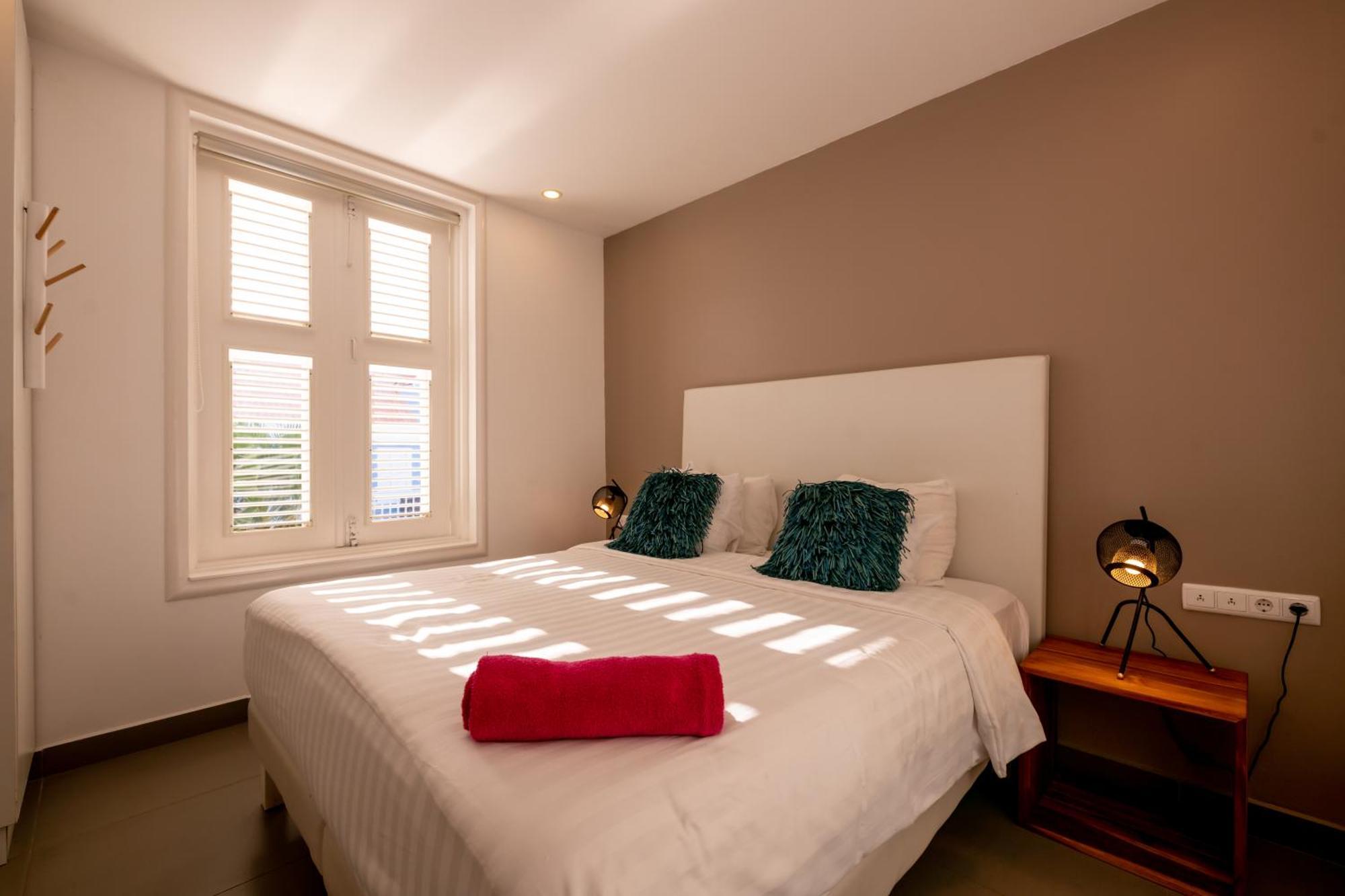Saint Tropez Boutique Hotel ウィレムスタッド 部屋 写真