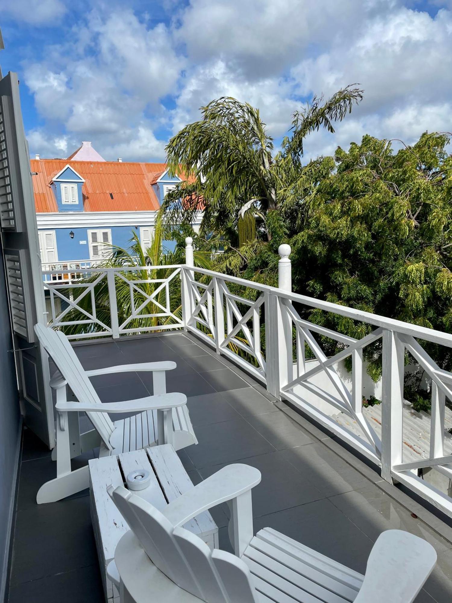 Saint Tropez Boutique Hotel ウィレムスタッド 部屋 写真