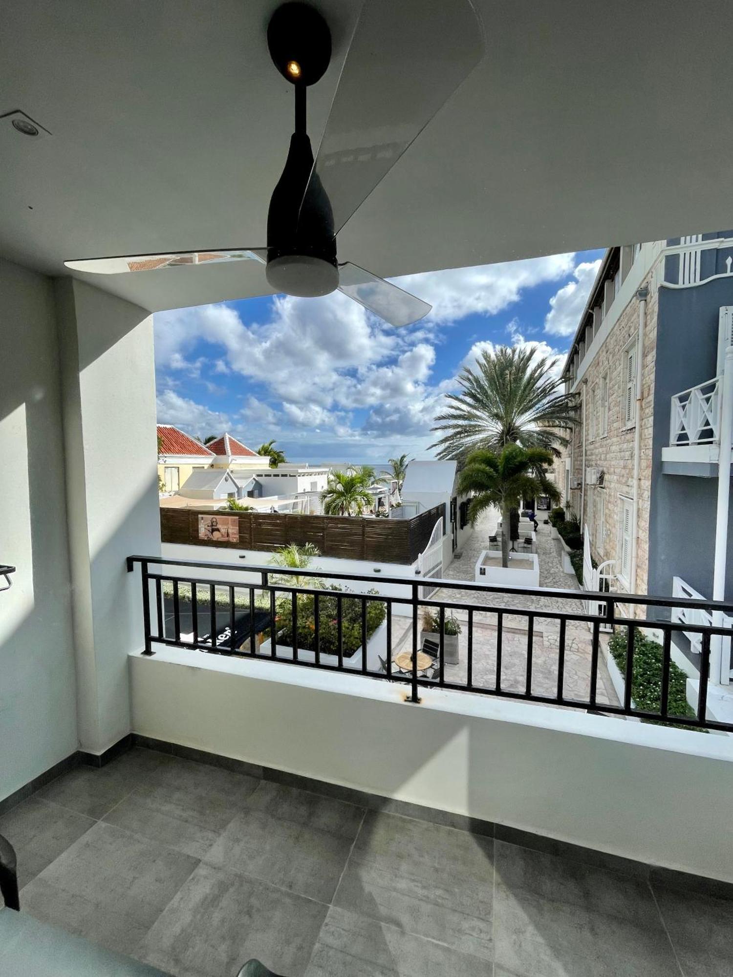 Saint Tropez Boutique Hotel ウィレムスタッド 部屋 写真